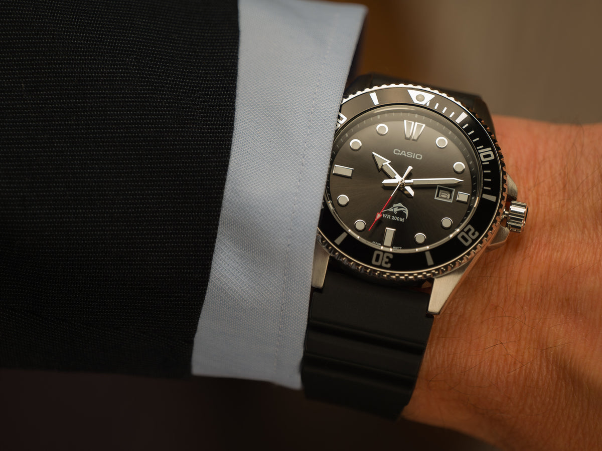 Casio Duro Diver MDV-106 MDV-106-1AVEF – portée au poignet